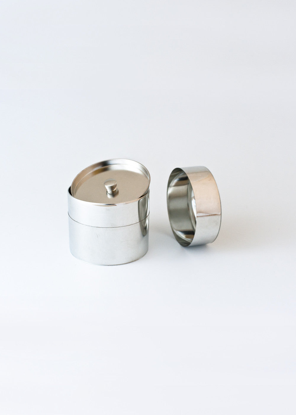 Round Tin Can L