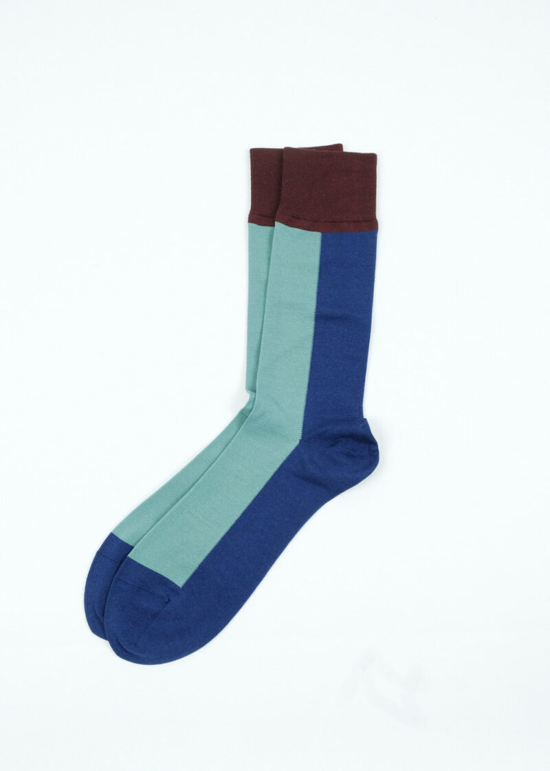 Rototo-VERTICAL-CREW-SOCKS-L.BL-D.BL-R.BW-02