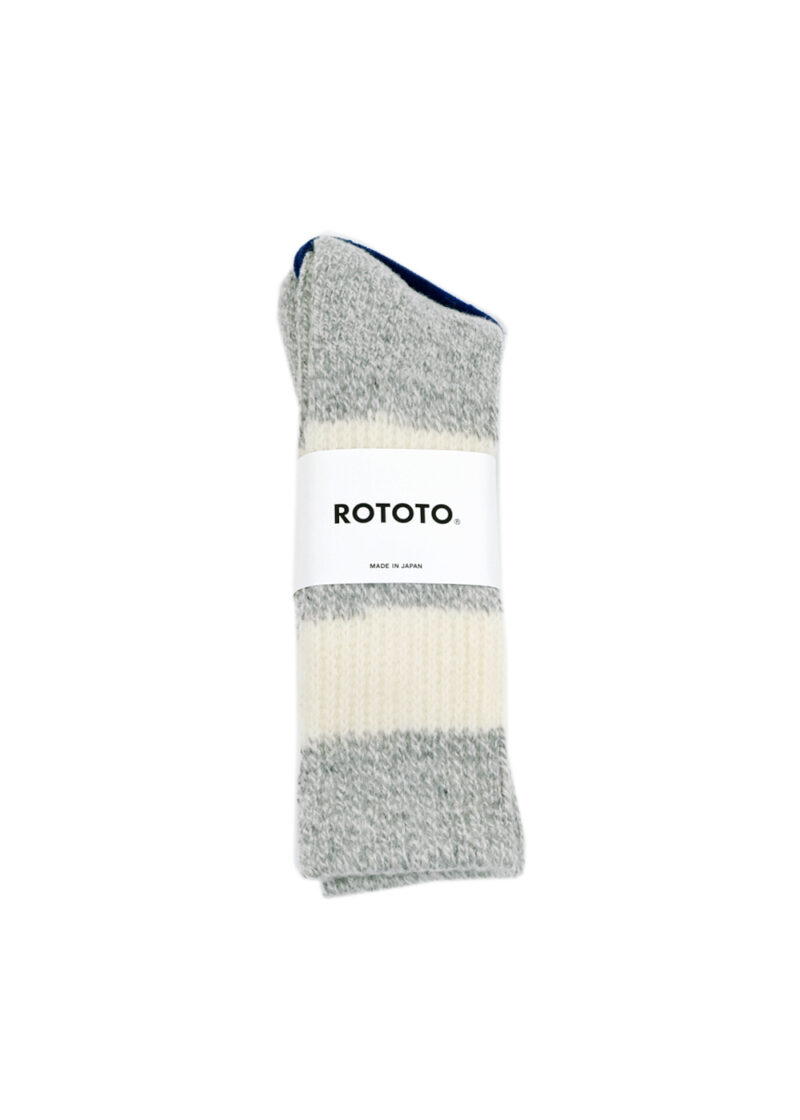 Rototo_retro-winter-outdoor-socks-gray-white-01
