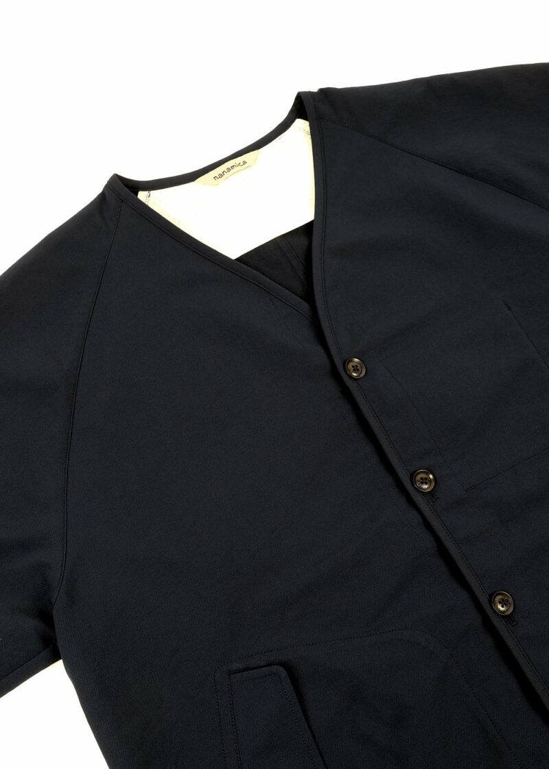 nanamica-ALPHADRYCardigan-Navy-03