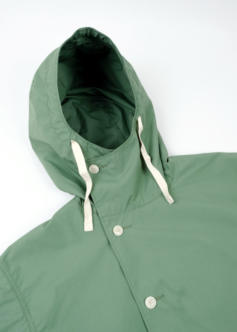 nanamica-HoodedJacket-Green-03