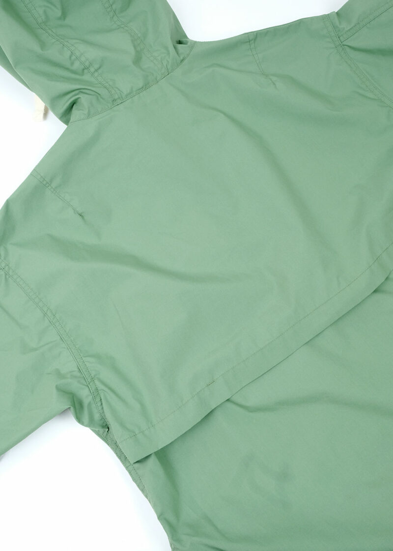 nanamica-HoodedJacket-Green-07